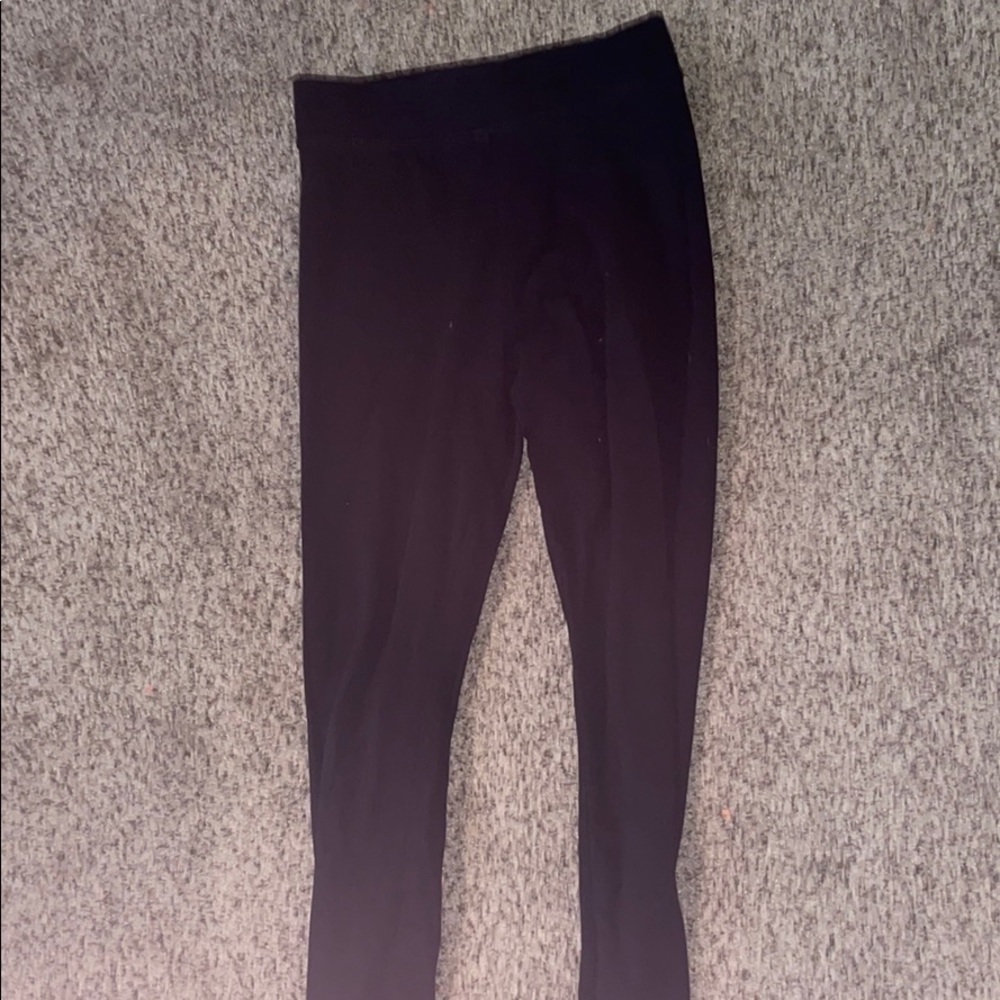 Black leggings